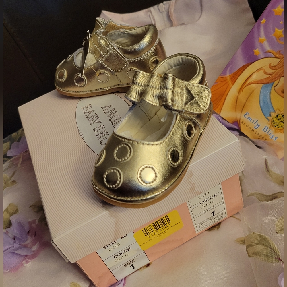 Angel Gold Dress Shoes Metallic Finish